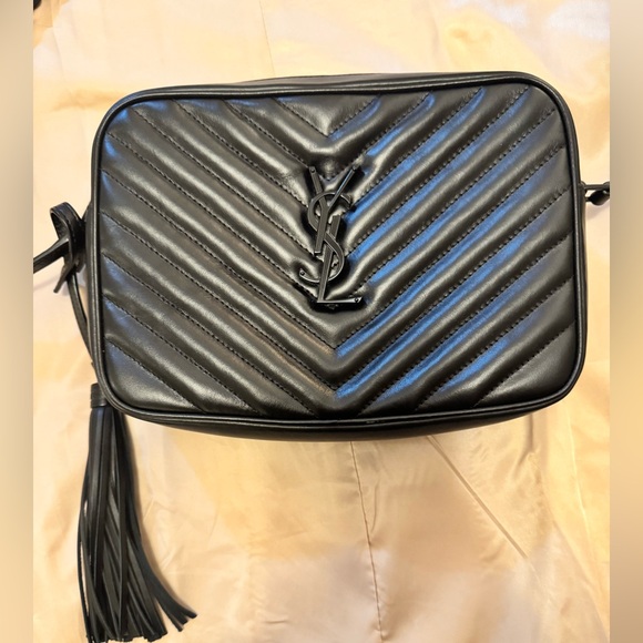 Saint Laurent Lou Camera Bag, worn twice. Bought Dec 23@ authorized SL boutique - Picture 3 of 16